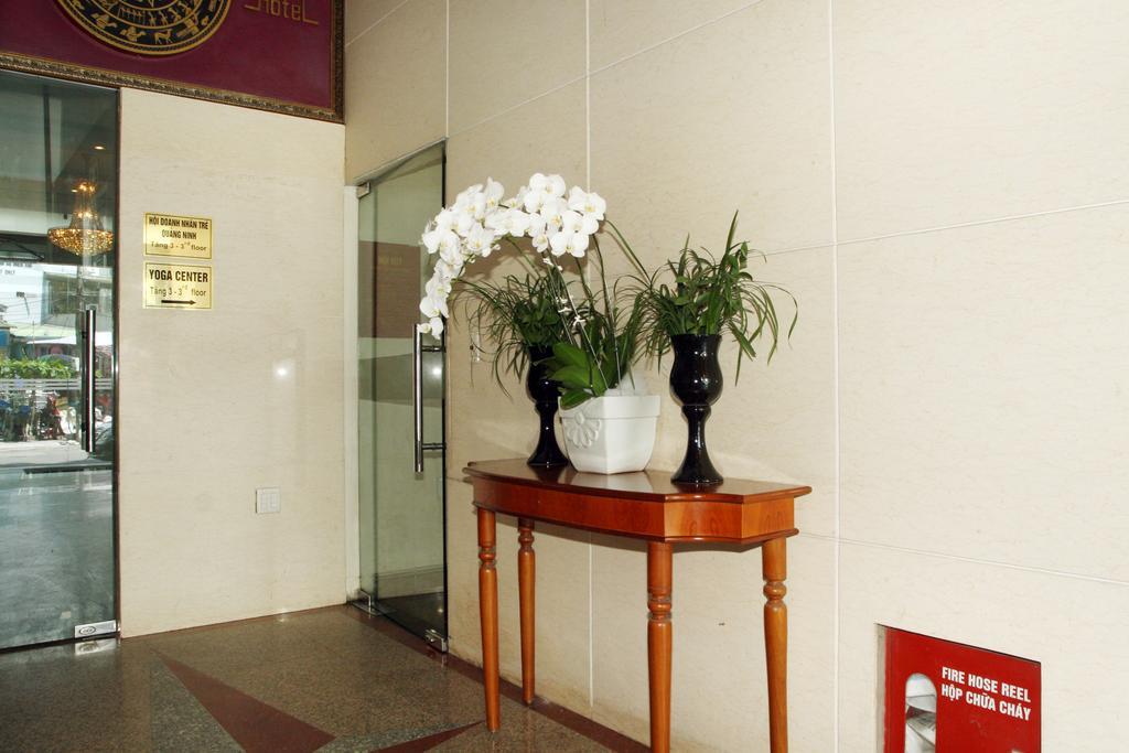 City Bay Hotel Ha Long Buitenkant foto