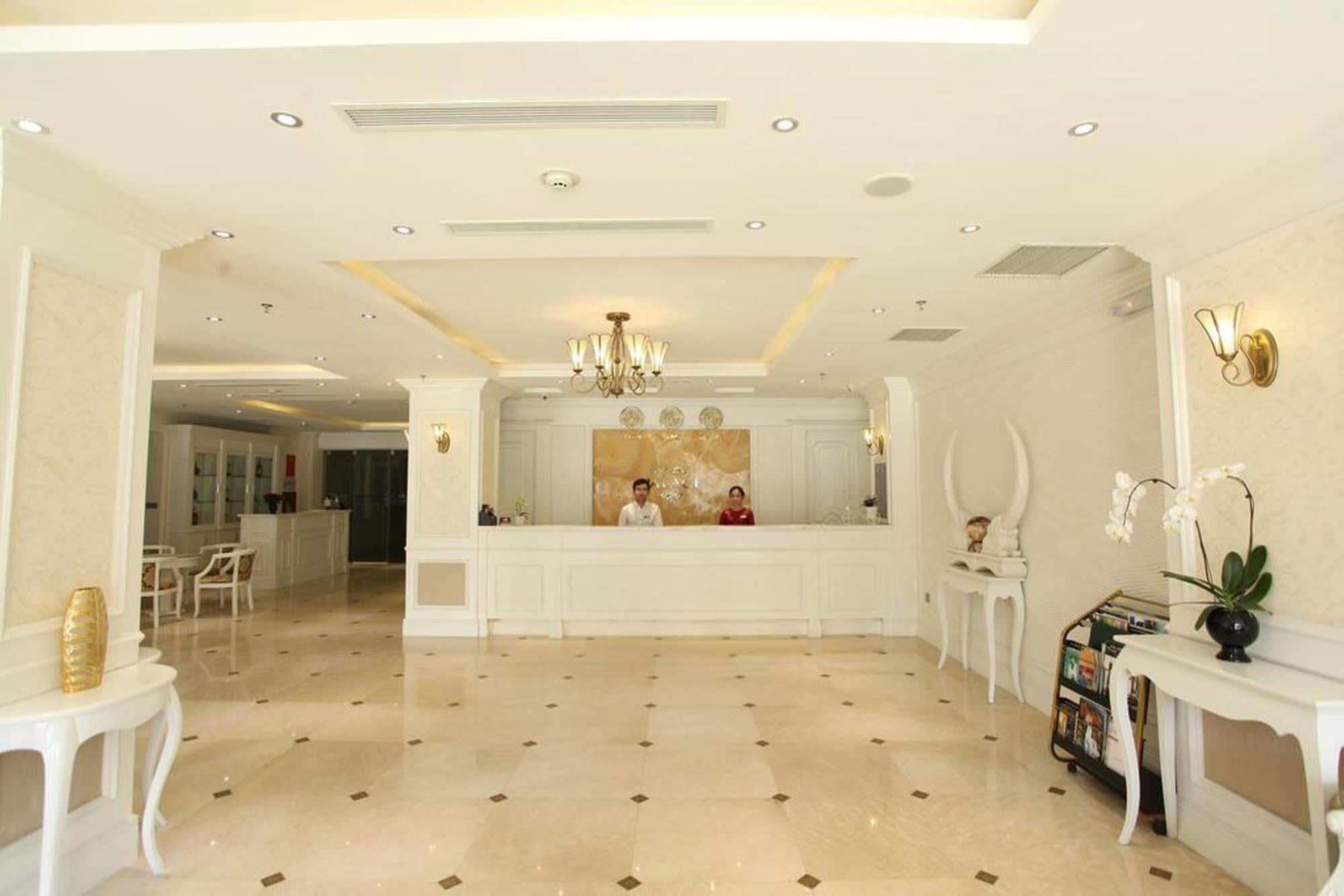 City Bay Hotel Ha Long Buitenkant foto