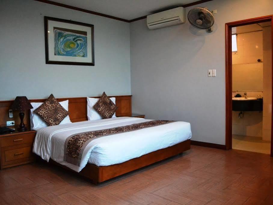 City Bay Hotel Ha Long Buitenkant foto